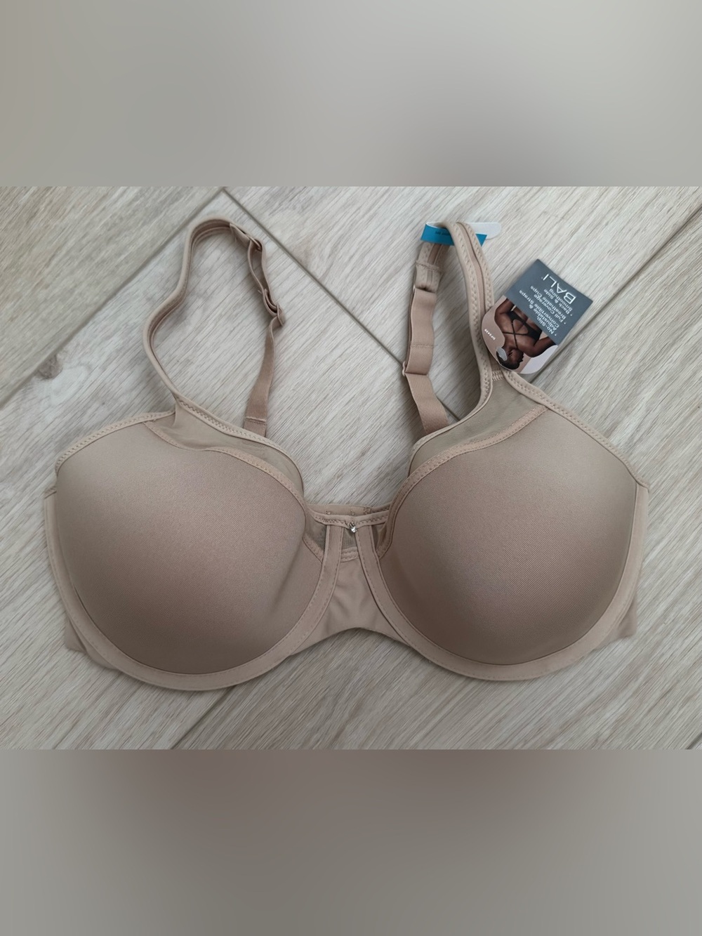 Bali bra style DF3439 nude beige underwire T-shirt bra size 40C new w/ tags! - Picture 2 of 8